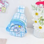 بادی بگ بچگانه طرح پوم‌پوم‌پورین با بند زرد قابل تنظیم و جنس برزنتی مقاوم